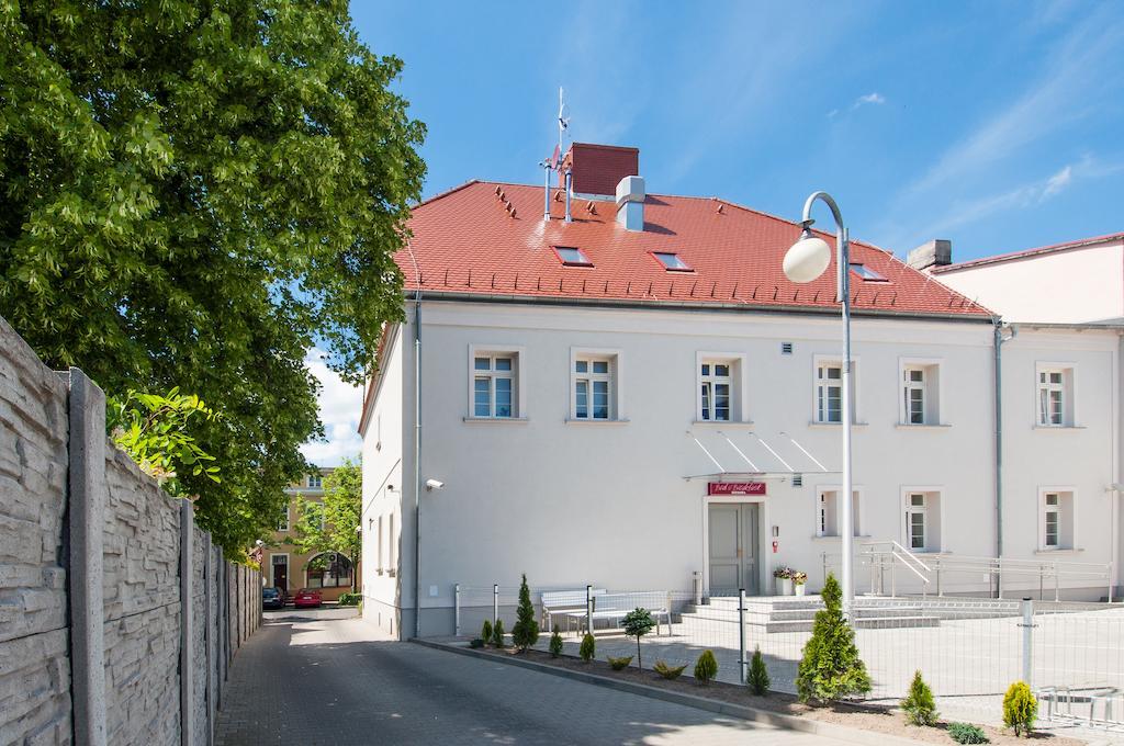 B&B Wieniawa Parking I Sniadanie W Cenie! Breakfast And Parking Included! Leszno  Dış mekan fotoğraf